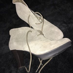Ankle boots grey size 9